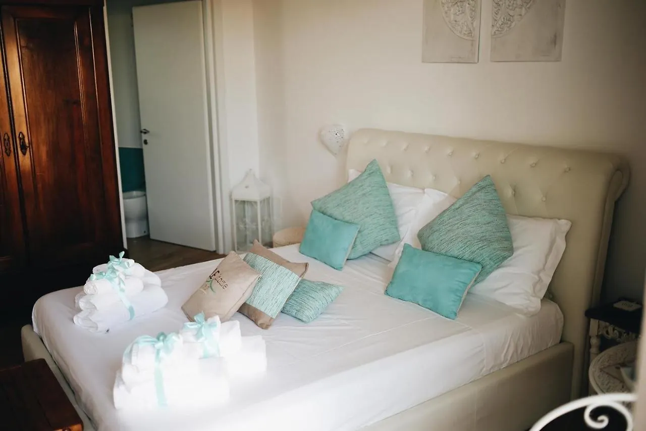 Le Home Rooms Lecce Bed & Breakfast