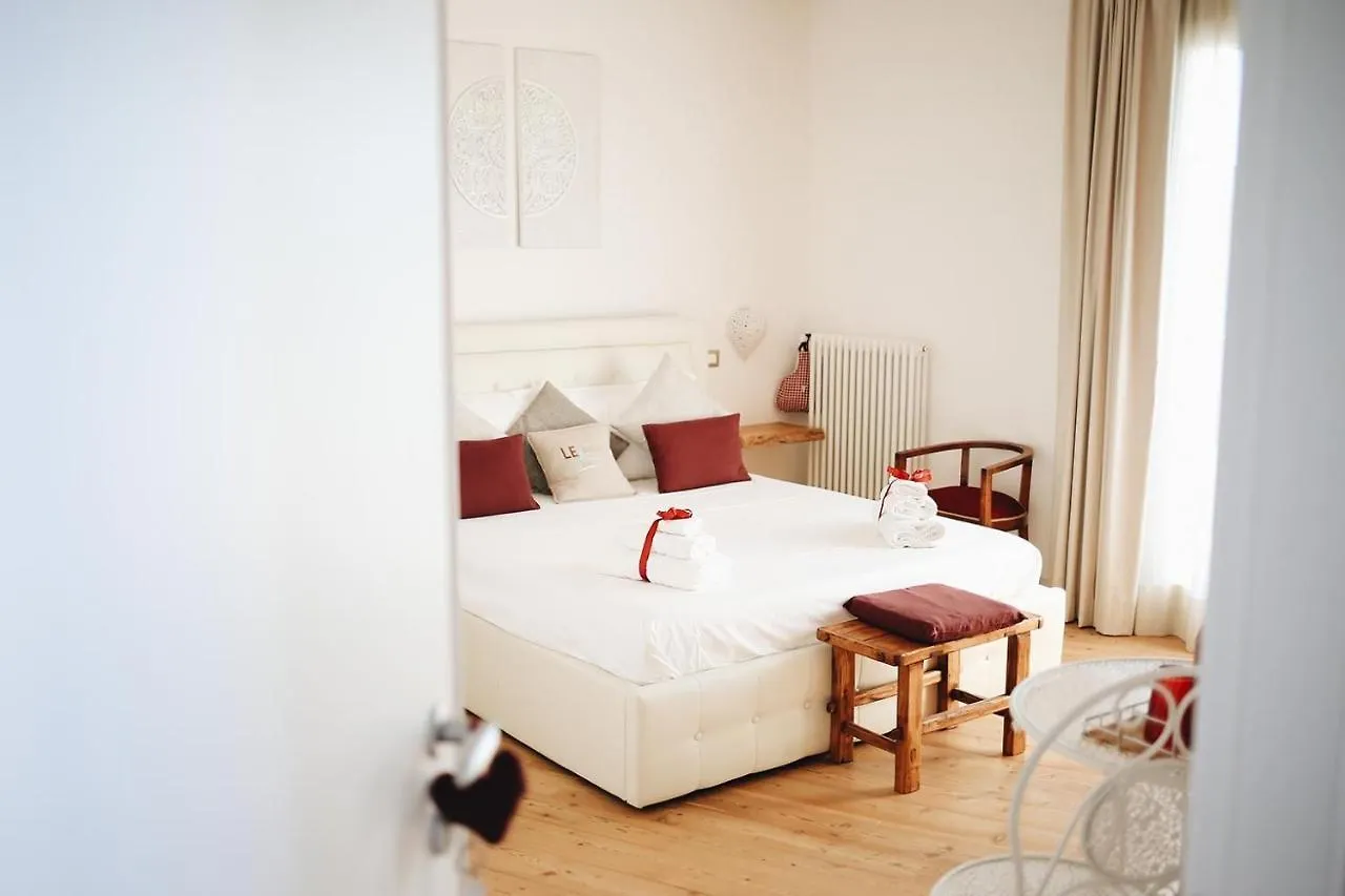 Bed & Breakfast Le Home Rooms Lecce Italy