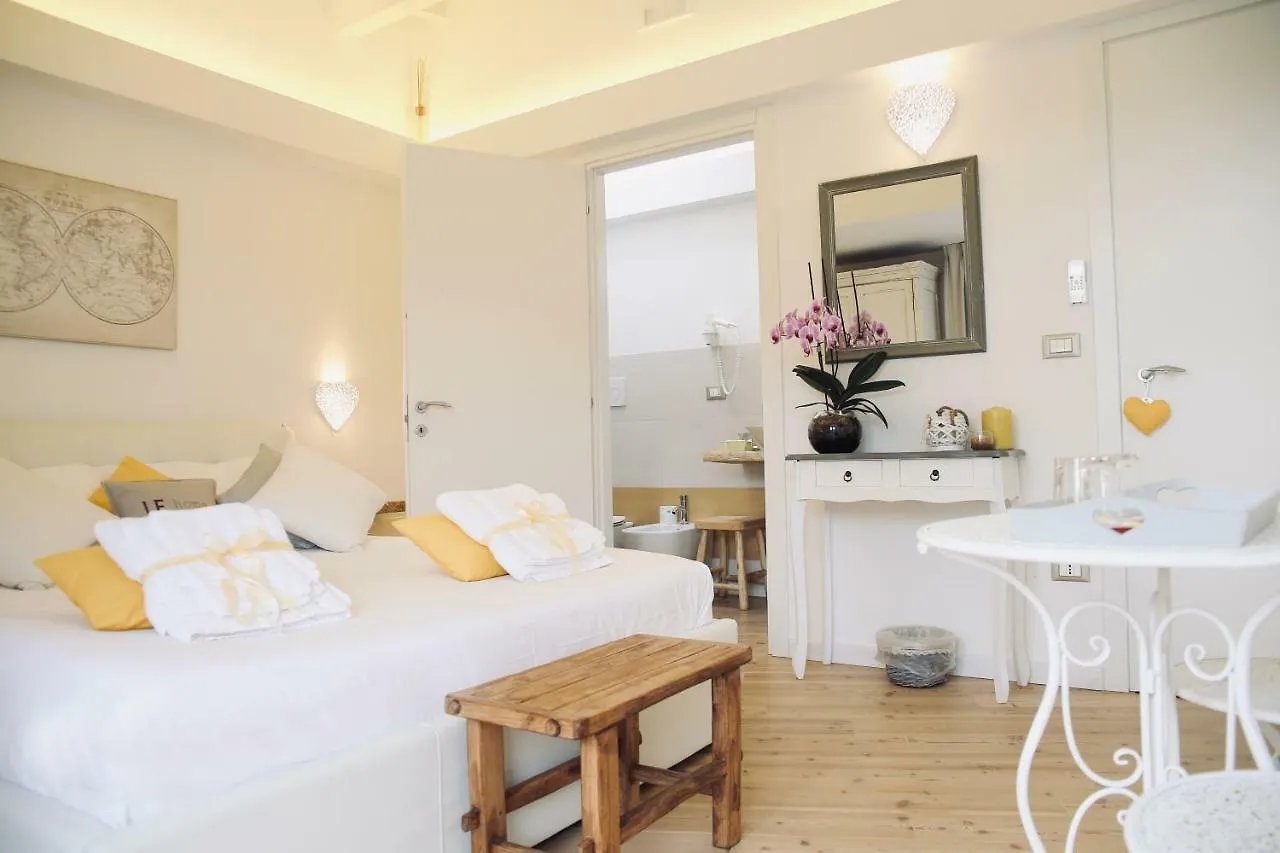 Le Home Rooms Lecce Italy